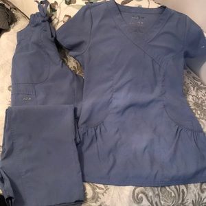Ceil Blue KD110 scrub set XXS